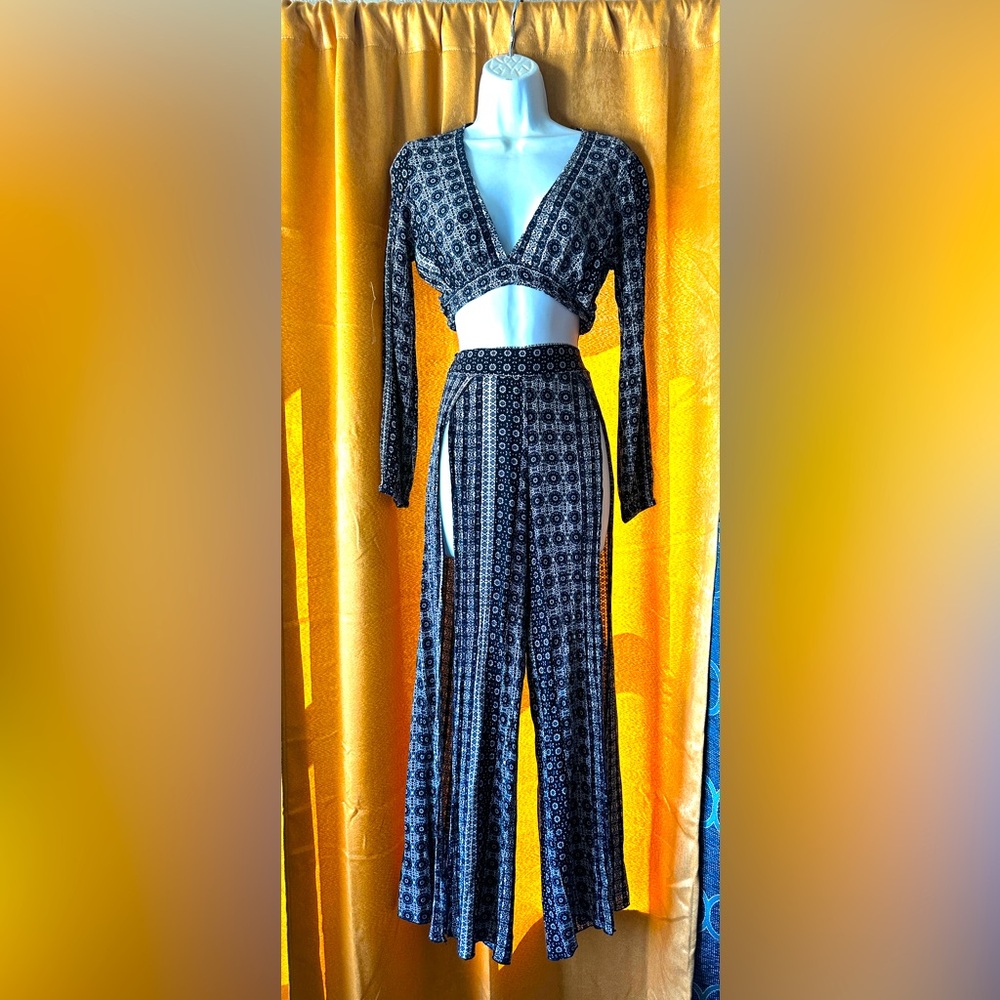 2 piece set Windsor